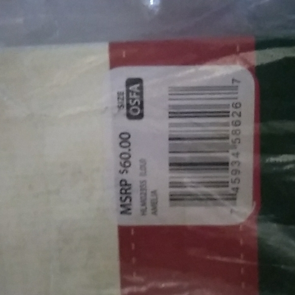 Beautiful NEW - Picture 6 of 6